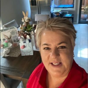 Meet your Posher, Cathy